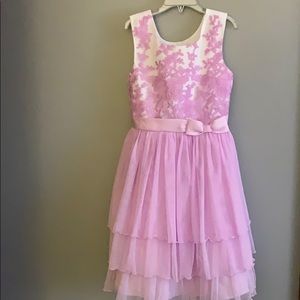 Spring sleeveless dress